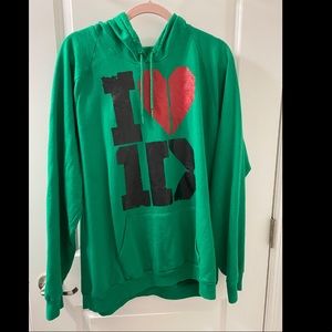 Green One Direction sweatshirt